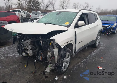 2018 Jeep Compass Latitude 4X4 из США, поврежденный, VIN 3C4NJDBB9JT366309